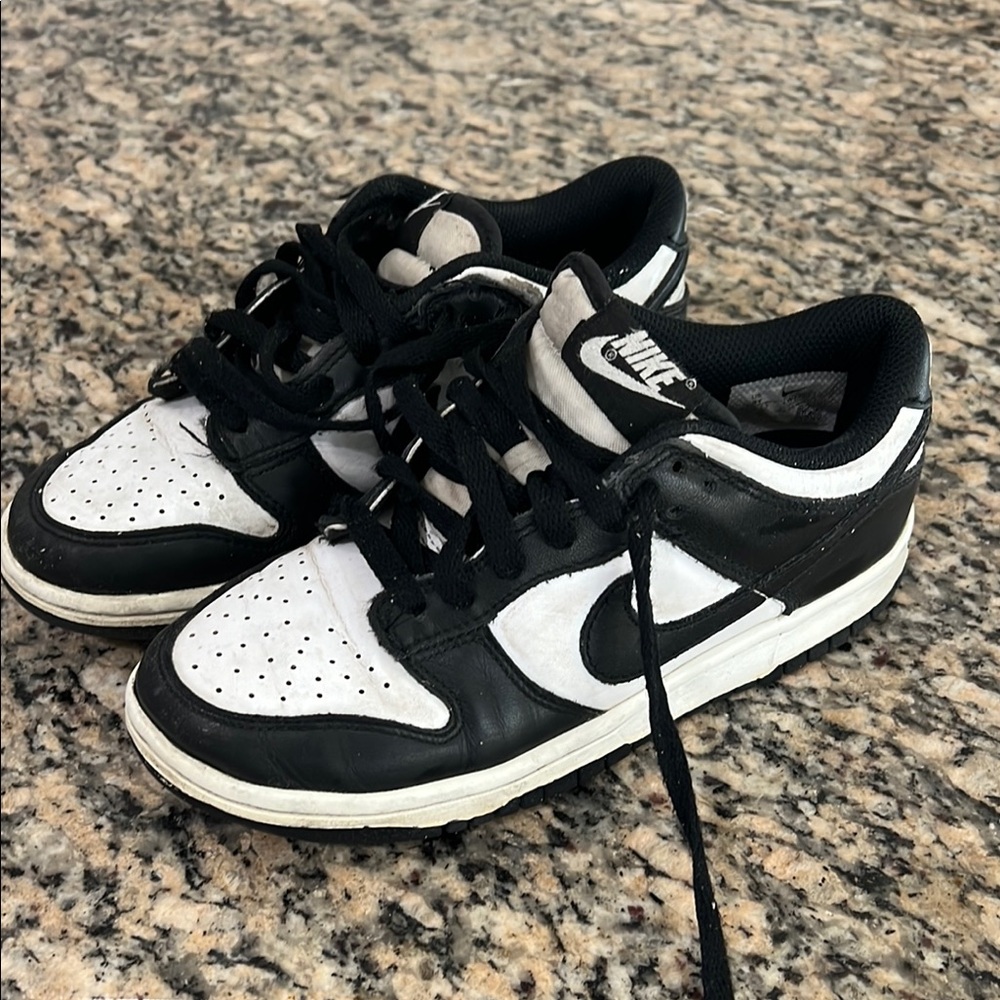 Nike Panda Low Dunk sneakers kids 4Y